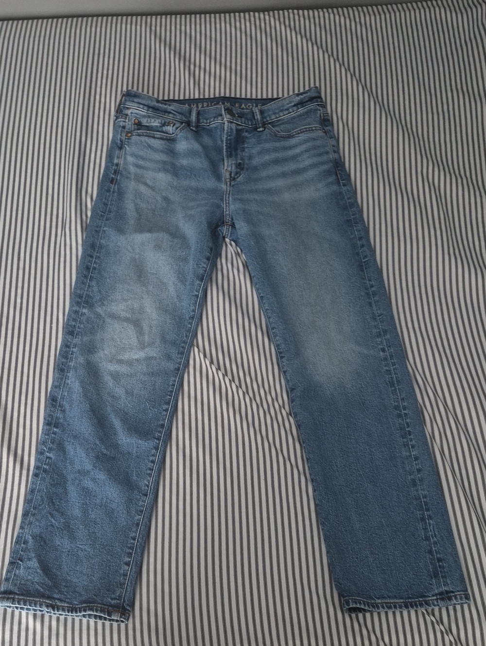 American Eagle Outfitters Light-Medium Blue Straight Leg Jeans
